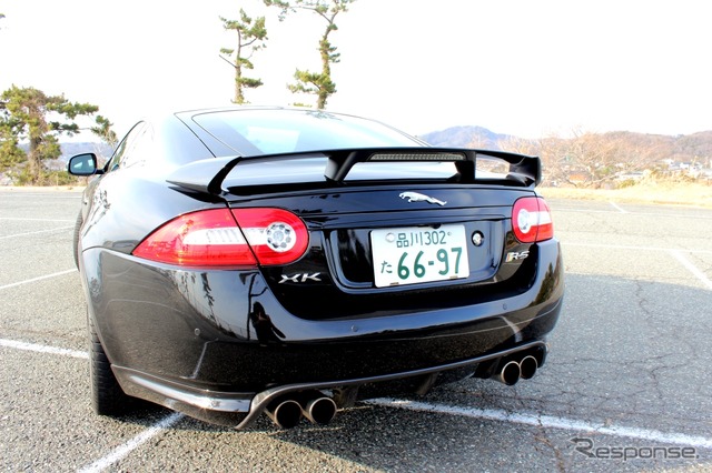 ジャガー・XKR-S