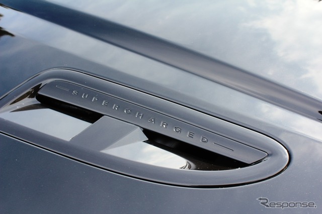 ジャガー・XKR-S