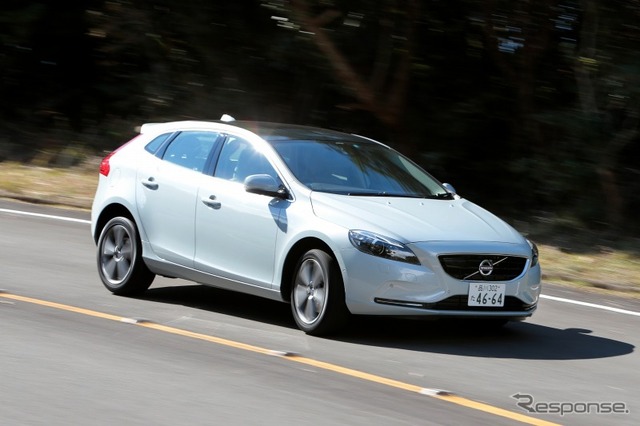 ボルボ V40