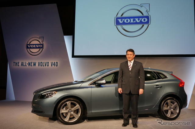 ボルボ V40