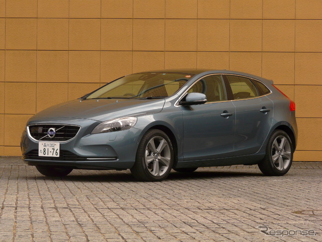 ボルボ V40