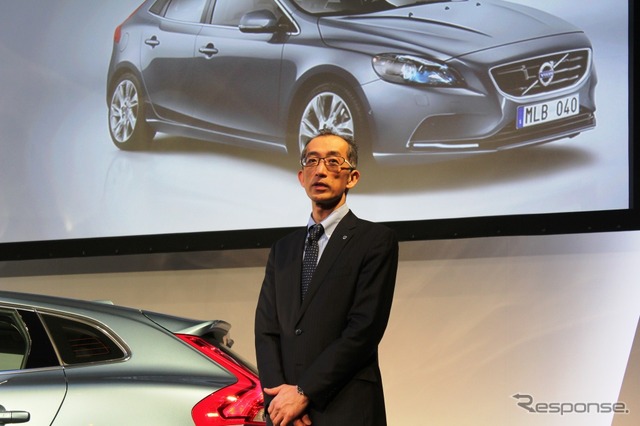 ボルボ V40 