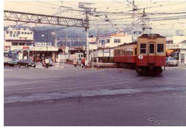 浜大津駅付近を走行する260型（昭和56年ごろ）