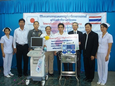 日本政府、タイ山岳地域の病院に四駆救急車など寄贈