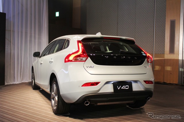 ボルボ・V40