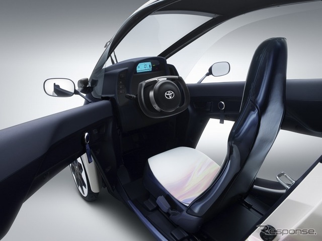 TOYOTA ｉ-ROAD