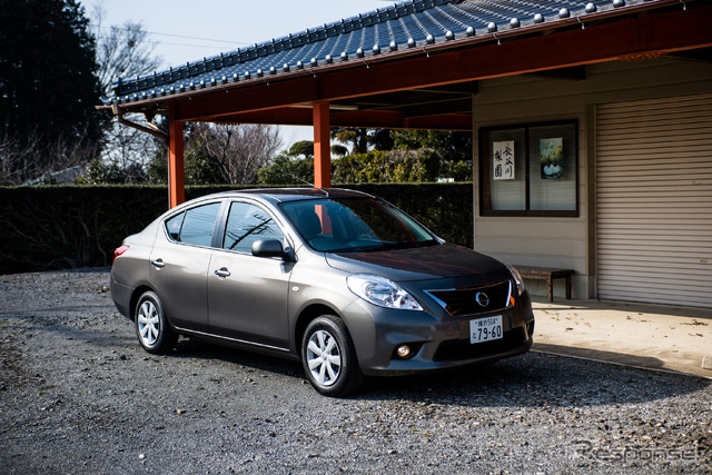 日産・ラティオ