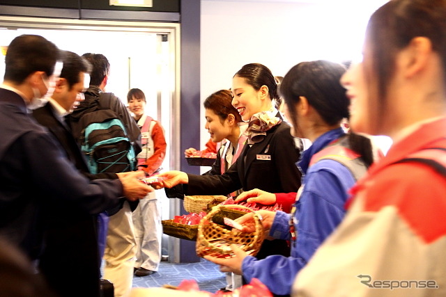 JAL ひなまつりフライト(2013年3月3日 羽田空港)