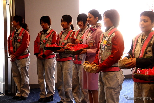 JAL ひなまつりフライト(2013年3月3日 羽田空港)