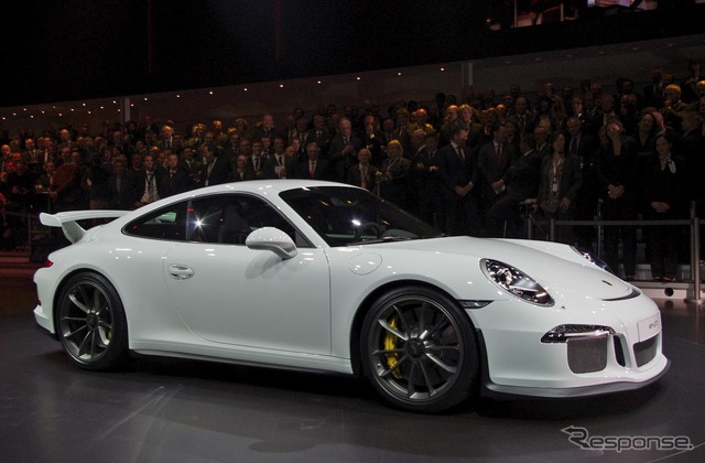 新型 ポルシェ 911 GT3