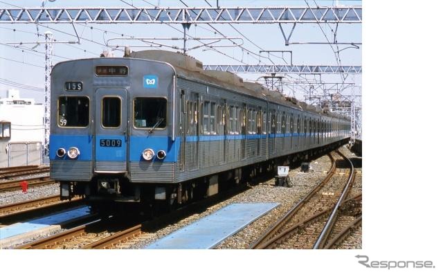 東西線が開業した昭和39年から平成19年まで活躍した5000系