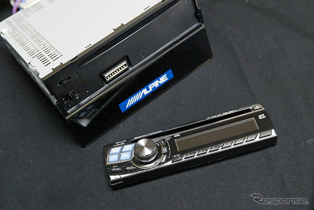 【アルパインCDA-9855J×iPodリンクを試す】その4…十車十様のイルミにマッチ!『マルチカラーイルミネーション』