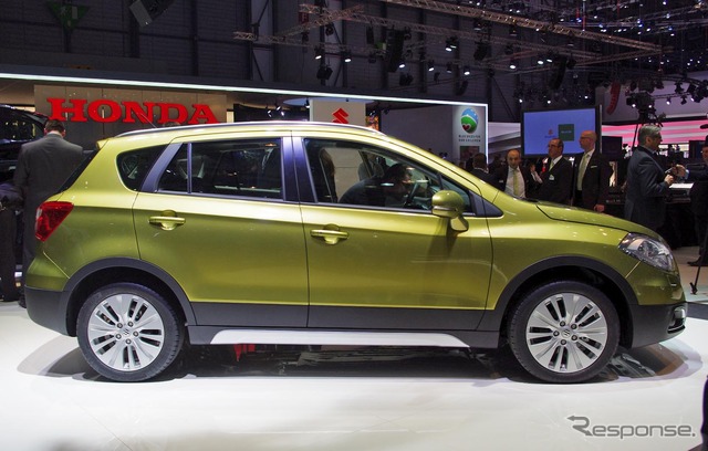 スズキ SX4 クロスオーバー（ジュネーブモーターショー13）