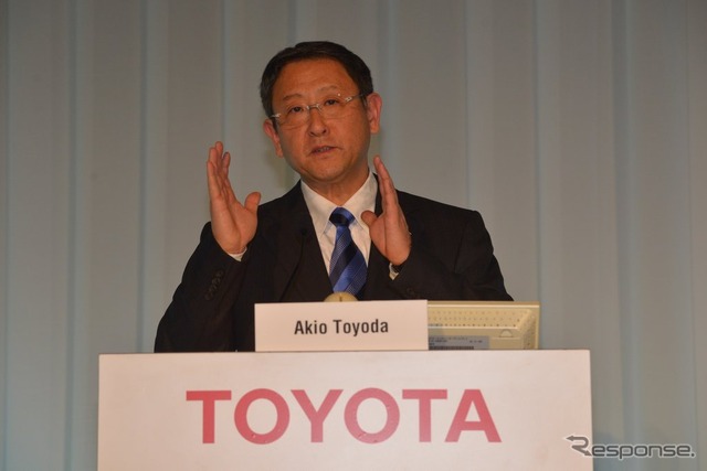 会見する豊田章男社長