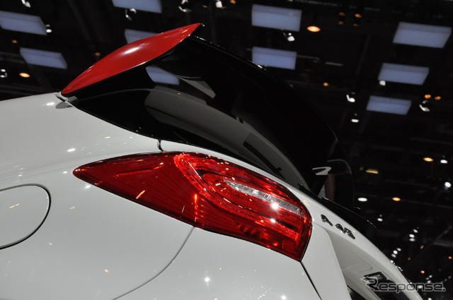 メルセデスベンツ・A45 AMG エディション1(ジュネーブモーターショー13)