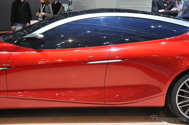 アルファロメオのコンセプトカー、グロリア(ジュネーブモーターショー13)