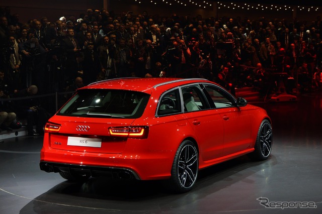 新型 アウディ RS6 アバント (ジュネーブモーターショー13)