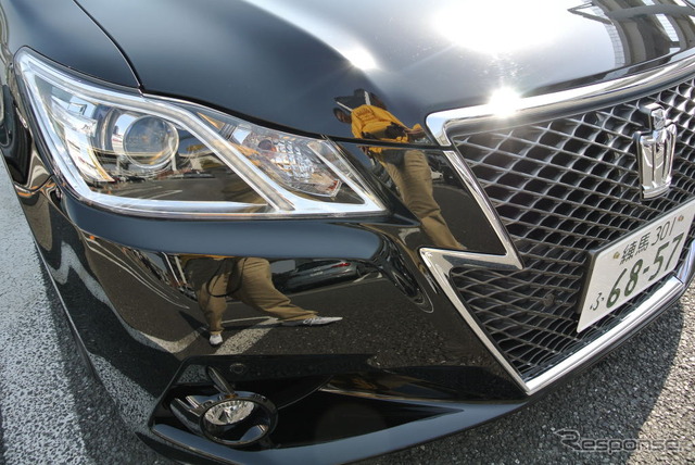 新型 クラウン アスリート