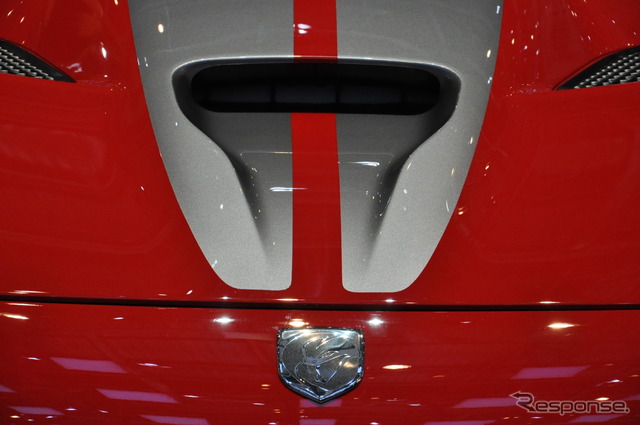 SRT バイパー(ジュネーブモーターショー13)