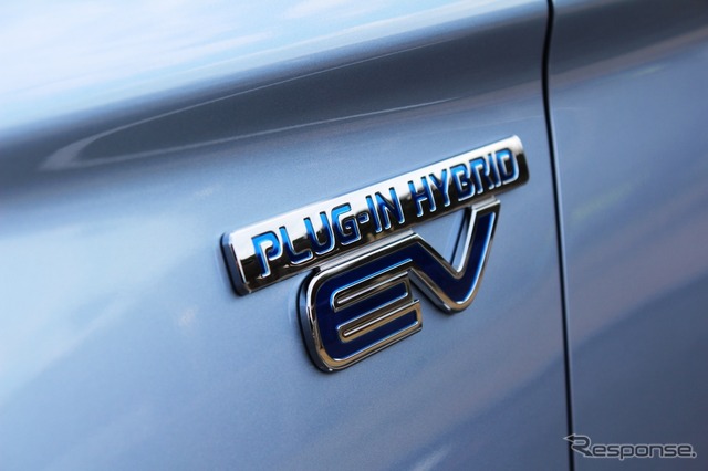 三菱・アウトランダー PHEV