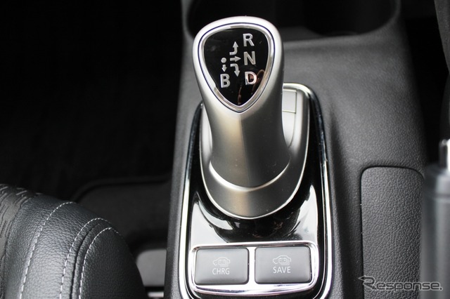 三菱・アウトランダー PHEV