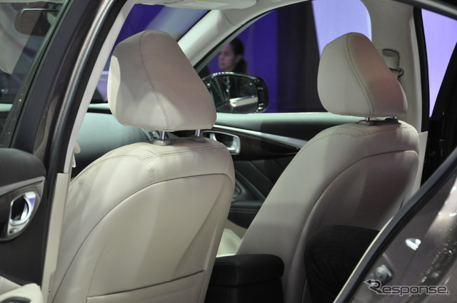 インフィニティ Q50(ジュネーブモーターショー13)