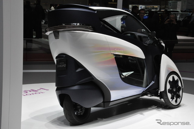 トヨタ i-ROAD