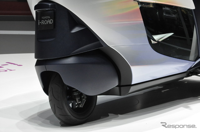 トヨタ i-ROAD