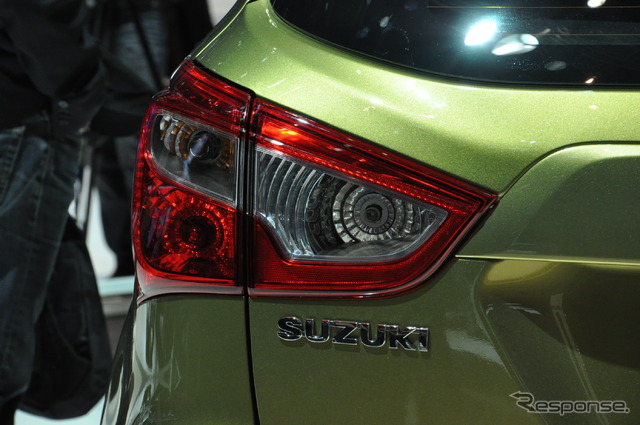 スズキ SX4クロスオーバー(ジュネーブモーターショー13)