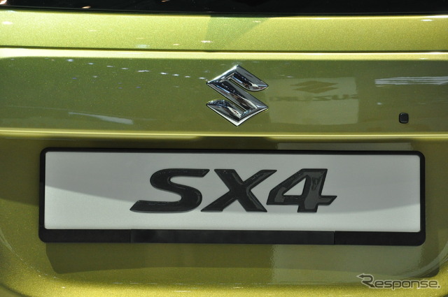 スズキ SX4クロスオーバー(ジュネーブモーターショー13)