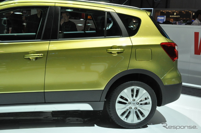 スズキ SX4クロスオーバー(ジュネーブモーターショー13)
