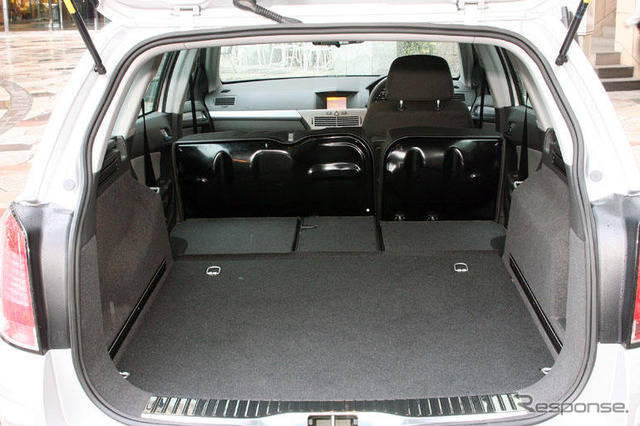 【オペル アストラワゴン 新型発表】積載性はさすが欧州車
