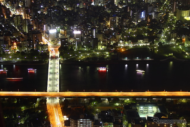 東京スカイツリー 隅田川と言問橋