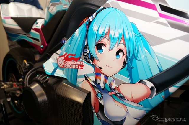 初音ミク、痛単車でマン島TTレースに挑戦…参戦マシン公開