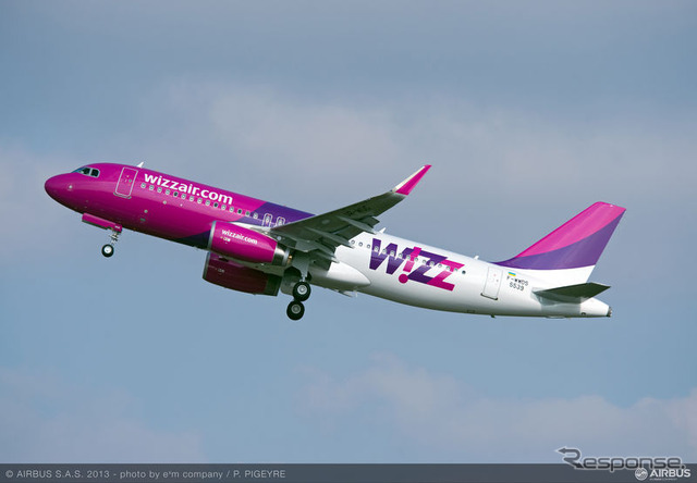 ウィズエアー・ウクライナA320