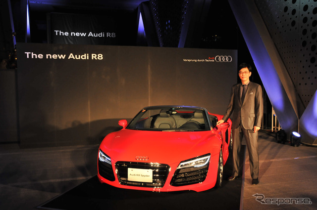 アウディ R8 2013年モデル