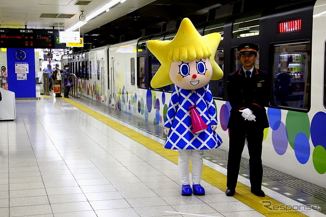 スカイツリートレイン 浅草駅出発
