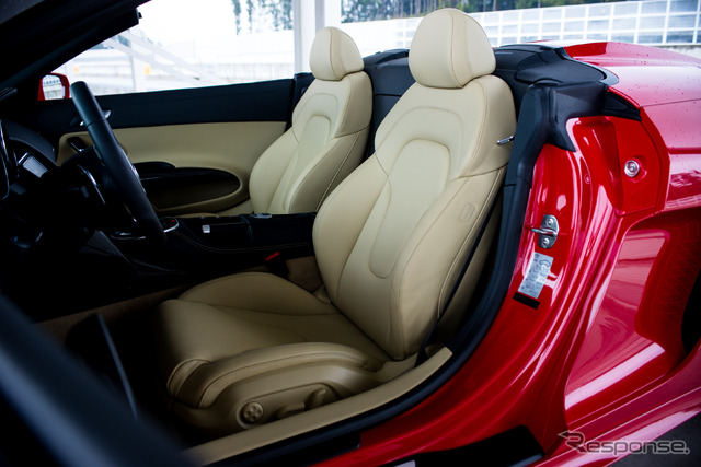 アウディ・R8 スパイダー 5.2 FSI quattro