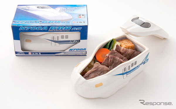 淡路屋の「N700A新幹線弁当」も会場で販売。