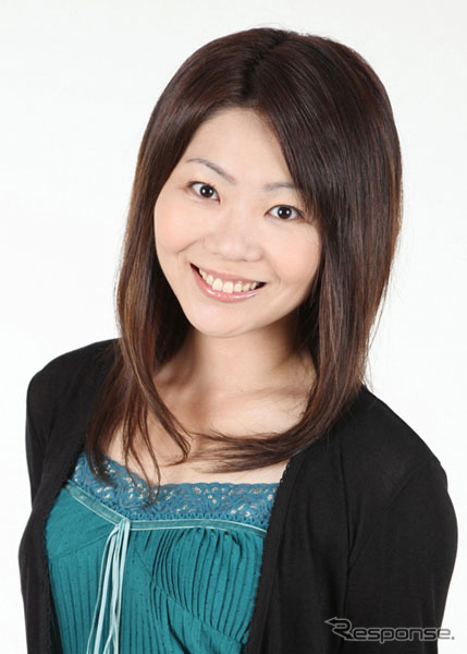 鉄道アーティストの小倉沙耶さん。