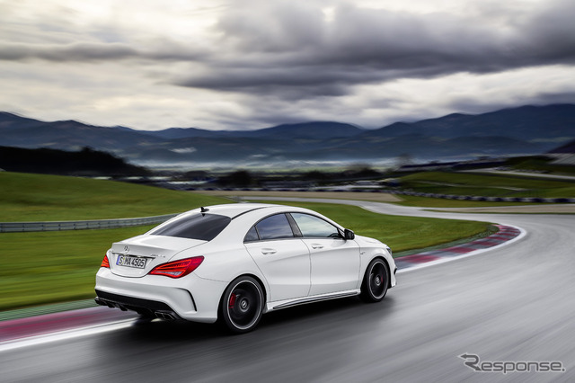 メルセデスベンツ CLA 45 AMG