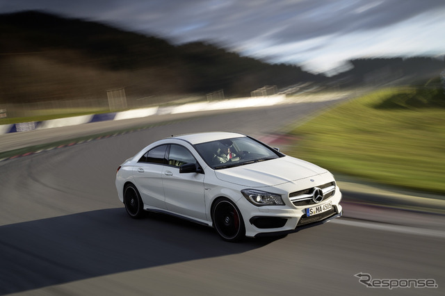 メルセデスベンツ CLA 45 AMG