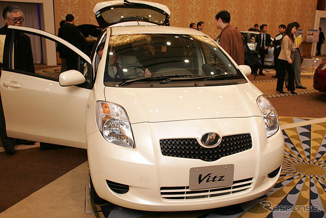 【トヨタ ヴィッツ 新型発表】ネッツ専売車種には全てマーク