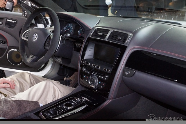 ジャガー XKR‐S GT(ニューヨークモーターショー13)