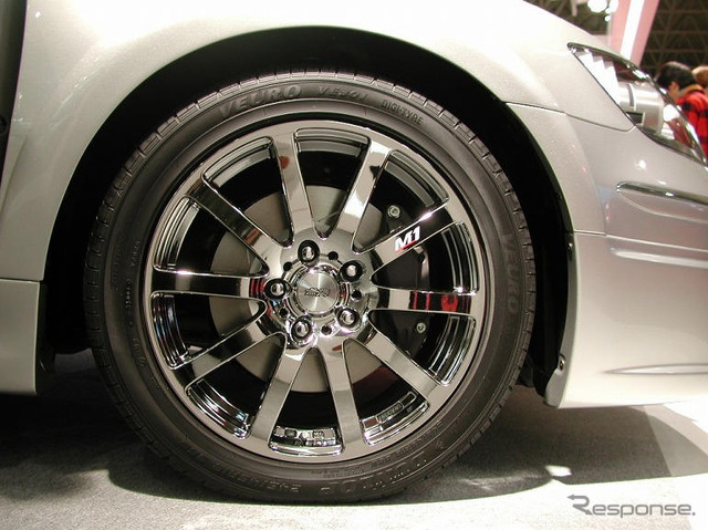 【東京オートサロン05】写真蔵…ホンダ レジェンド 編