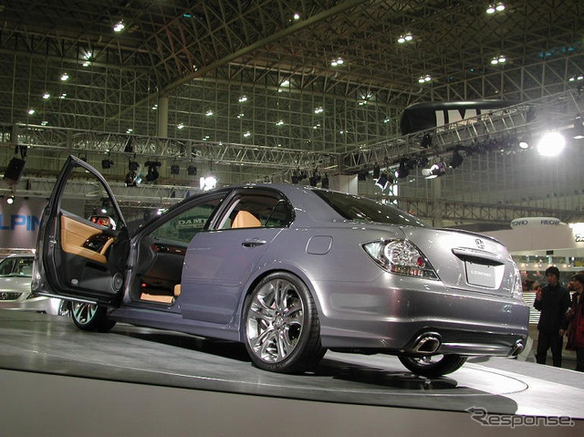 【東京オートサロン05】写真蔵…ホンダ レジェンド 編