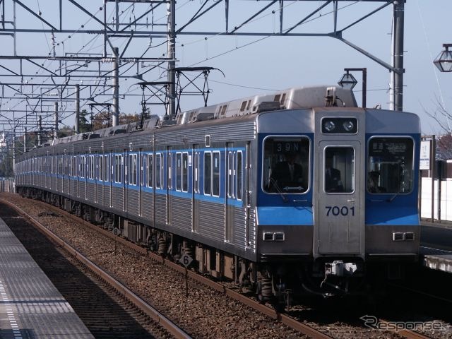 北総開発鉄道（現在の北総鉄道）が1979年の開業時に導入した7000形。2007年に営業運転を終了した。