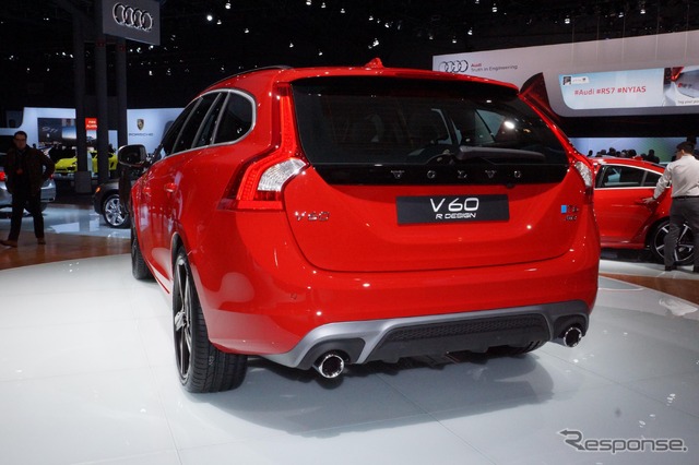 ボルボ V60のRデザイン(ニューヨークモーターショー13)