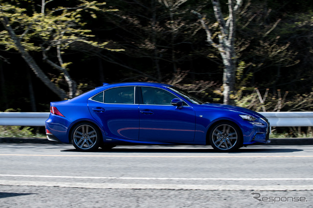 レクサス・IS 300h F Sport プロトタイプ