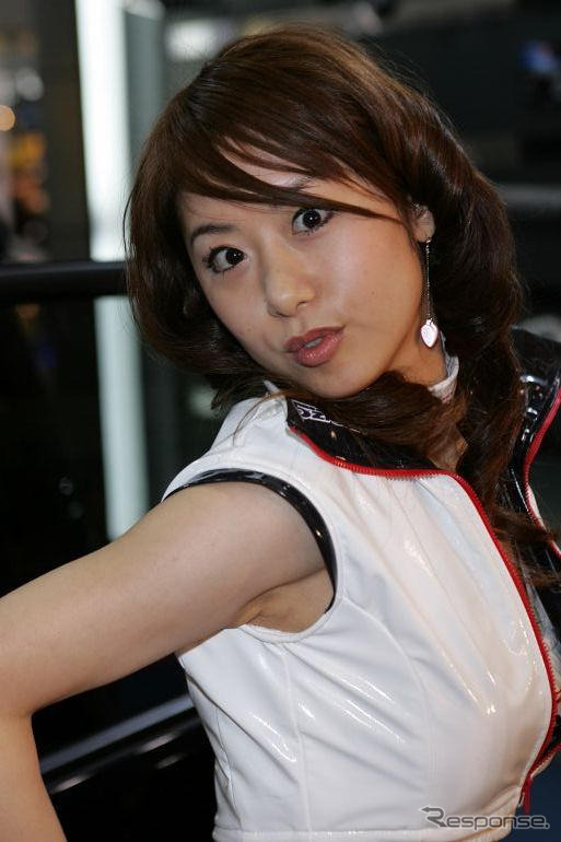 【東京オートサロン05】コンパニオン写真蔵…くらくらっ